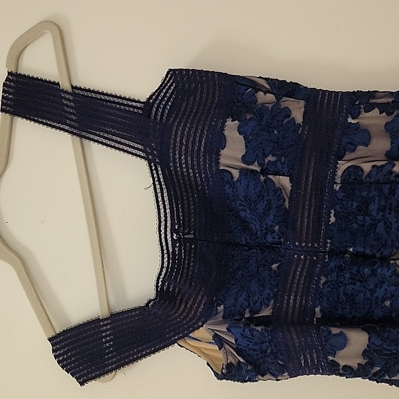 Alice McCall Magic Off Shoulder Midi Cocktail Dress Size 8 - Picture 11 of 16